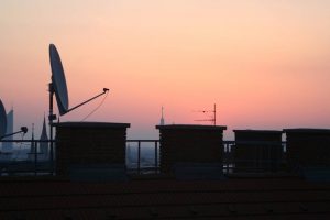виена-австрия-покрив-антена-телевизия